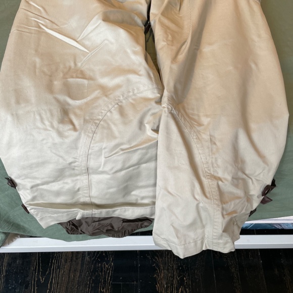 B by Burton Ski/Snowboard Pants - Picture 4 of 5